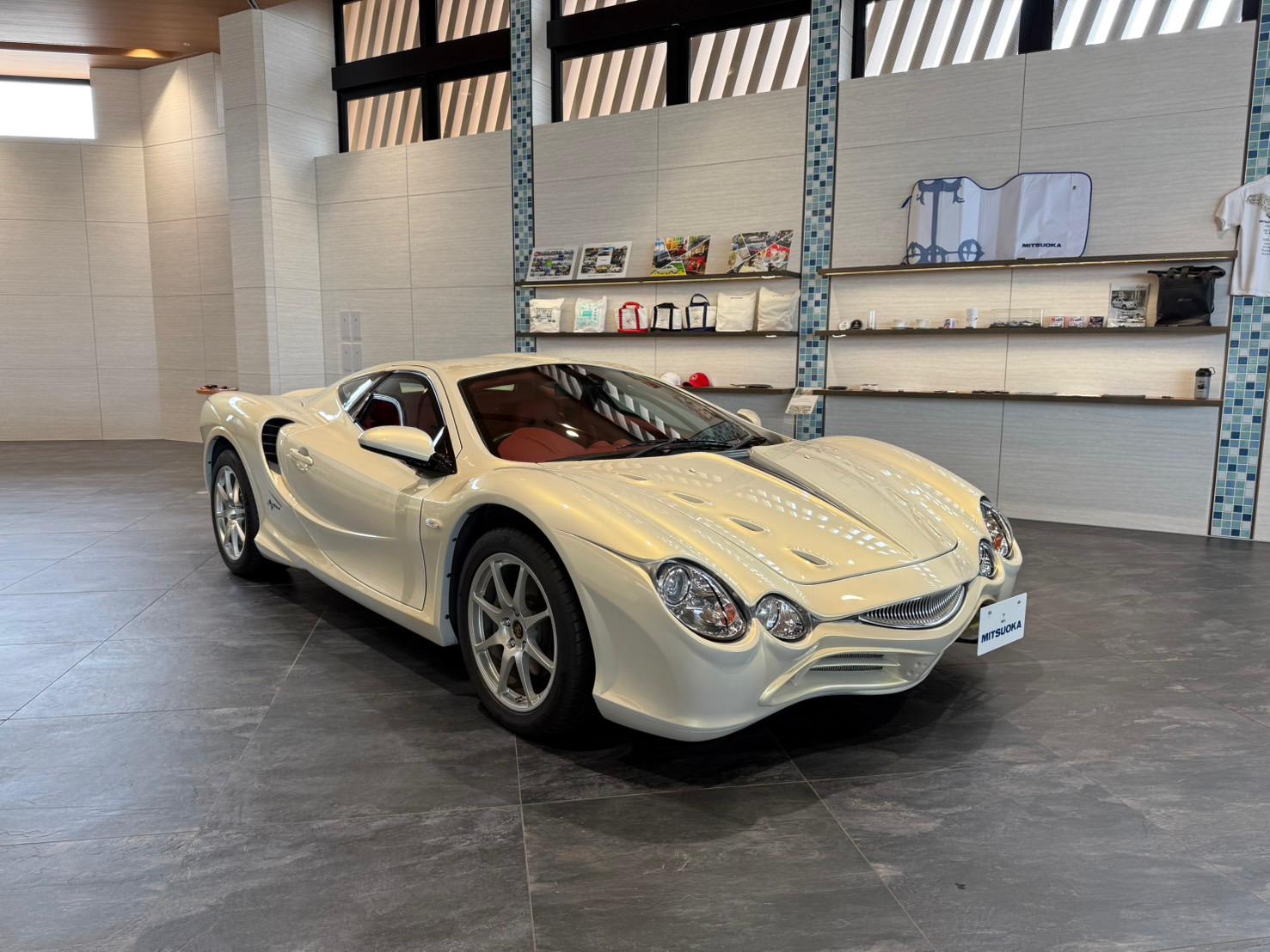 MITSUOKA OROCHI